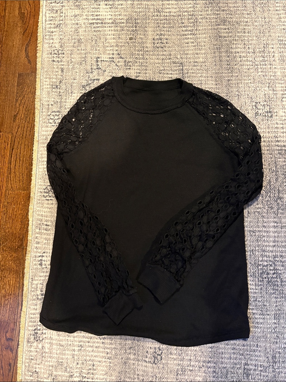 Black Lace-Sleeve Long-Sleeve Top